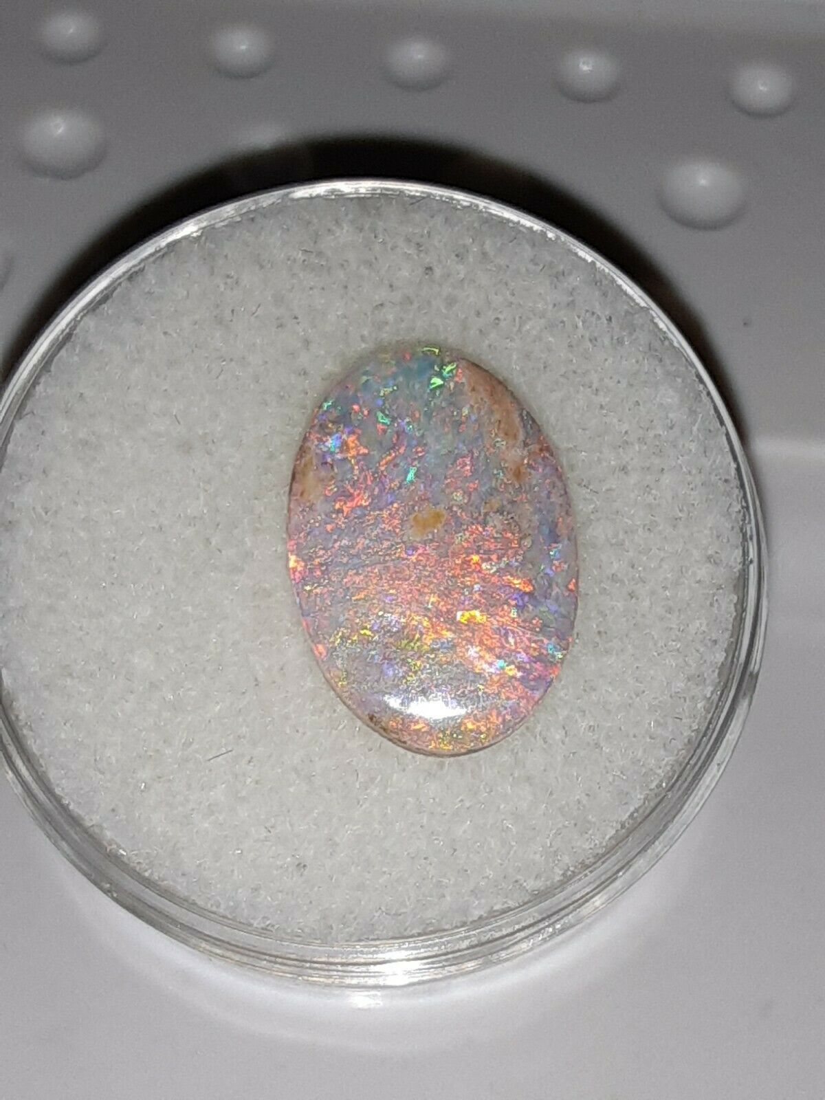 4.10 Ct Australian Crystal Opal With A Beautiful Play Of Colors!!